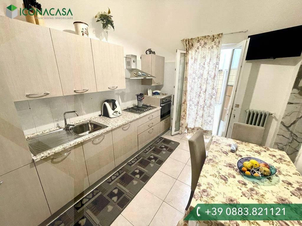 3 rooms Apartment in Andria, Italy No. 16439