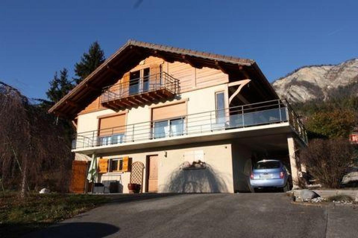 4 bedrooms House in Bonneville, France No. 28212