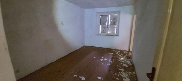 5 bedrooms Apartment in Sovramonte, Italy No. 372723 16