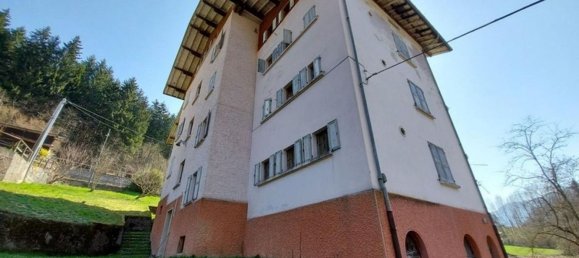 5 bedrooms Apartment in Sovramonte, Italy No. 372723 12