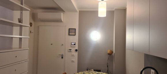 Studio in Bologna, Italy, Nr. 274896 3