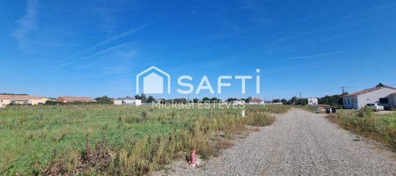  Land in Saint-Sardos, France No. 64101 3