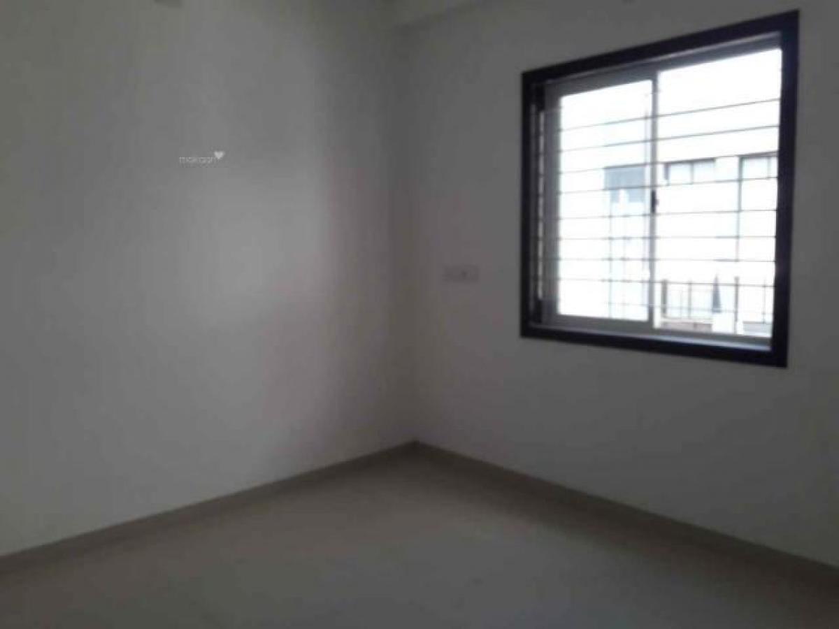 2 bedrooms House in Vadodara, India No. 14510
