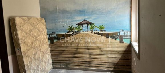 83m² Building in Porto, Portugal No. 37942 6