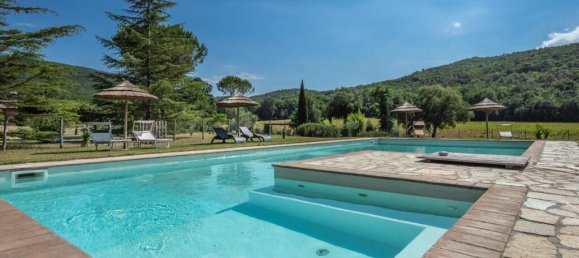 7 bedrooms House in Roccastrada, Italy No. 55817 2