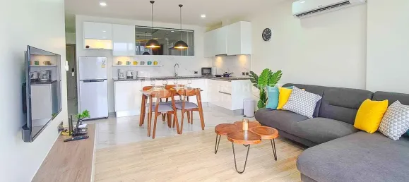 2 Schlafzimmer Eigentumswohnung in Nai Harn Beach, Thailand, Nr. 60455 2