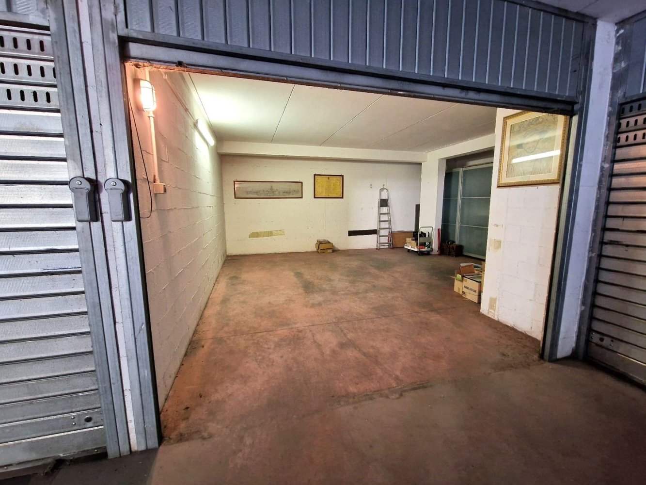 Garage in Rome, Italy 39m², Nr. 379577