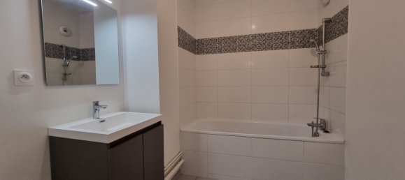 Apartamento de 2 dormitorios en Tours, France No. 56723 6
