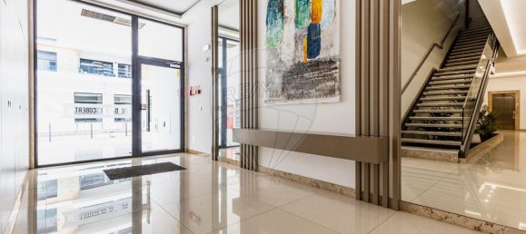 4 chambres Appartement à Loures, Portugal No. 65042 8