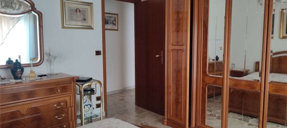 Apartamento de 4 divisões em San Cataldo, Italy N.º 115479 8