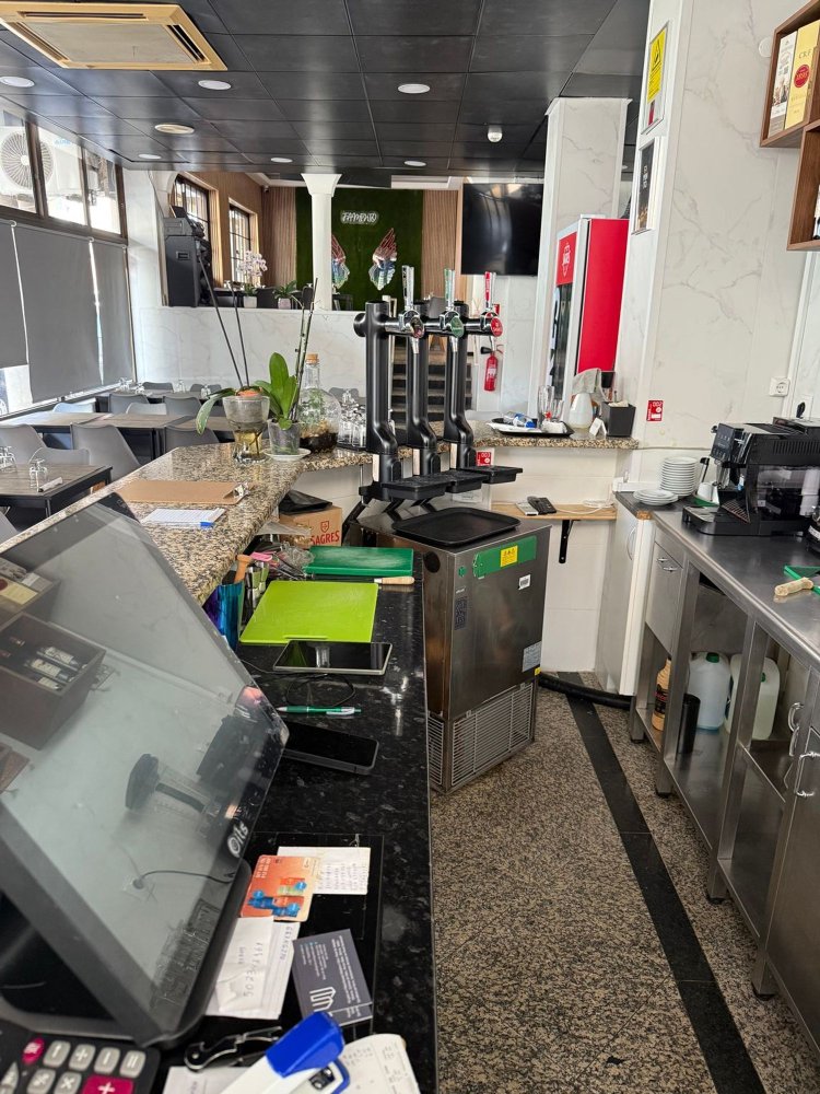 Коммерческая недвижимость 100м² в Оэйраш, Португалия № 311929