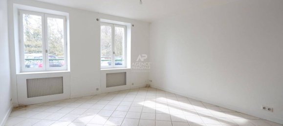 2 Schlafzimmer Villa in Pontoise, France, Nr. 183848 2