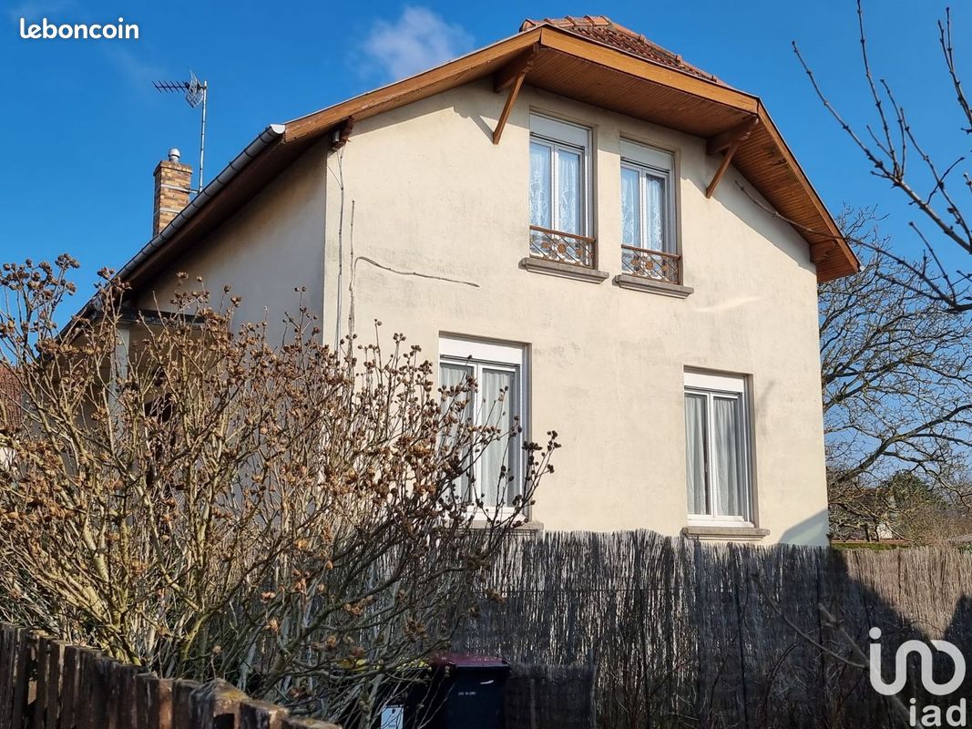 4 غرف نوم منزل في Sucy-en-Brie, France رقم 182032