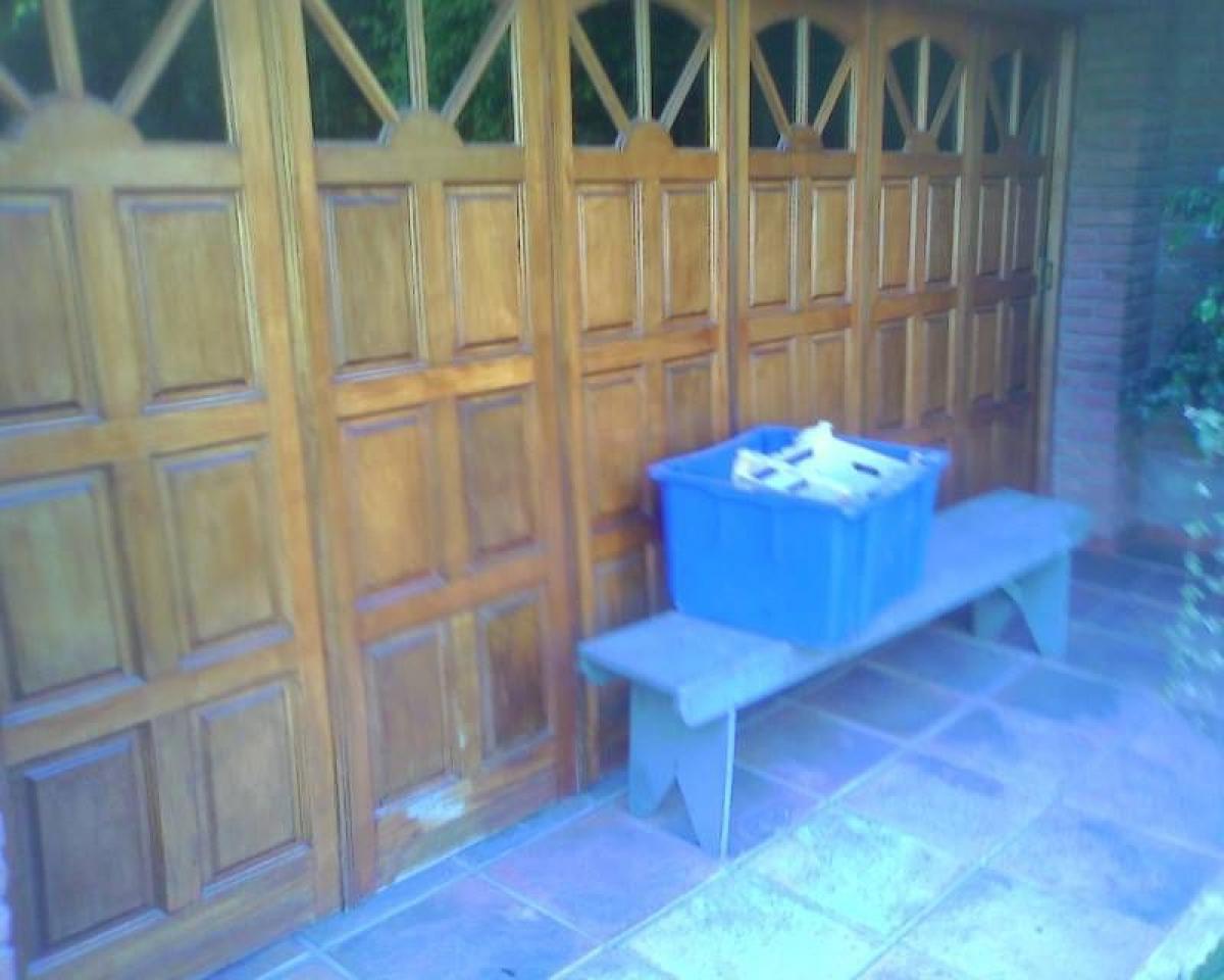 3 Schlafzimmer Haus in Lanus, Argentina, Nr. 5229