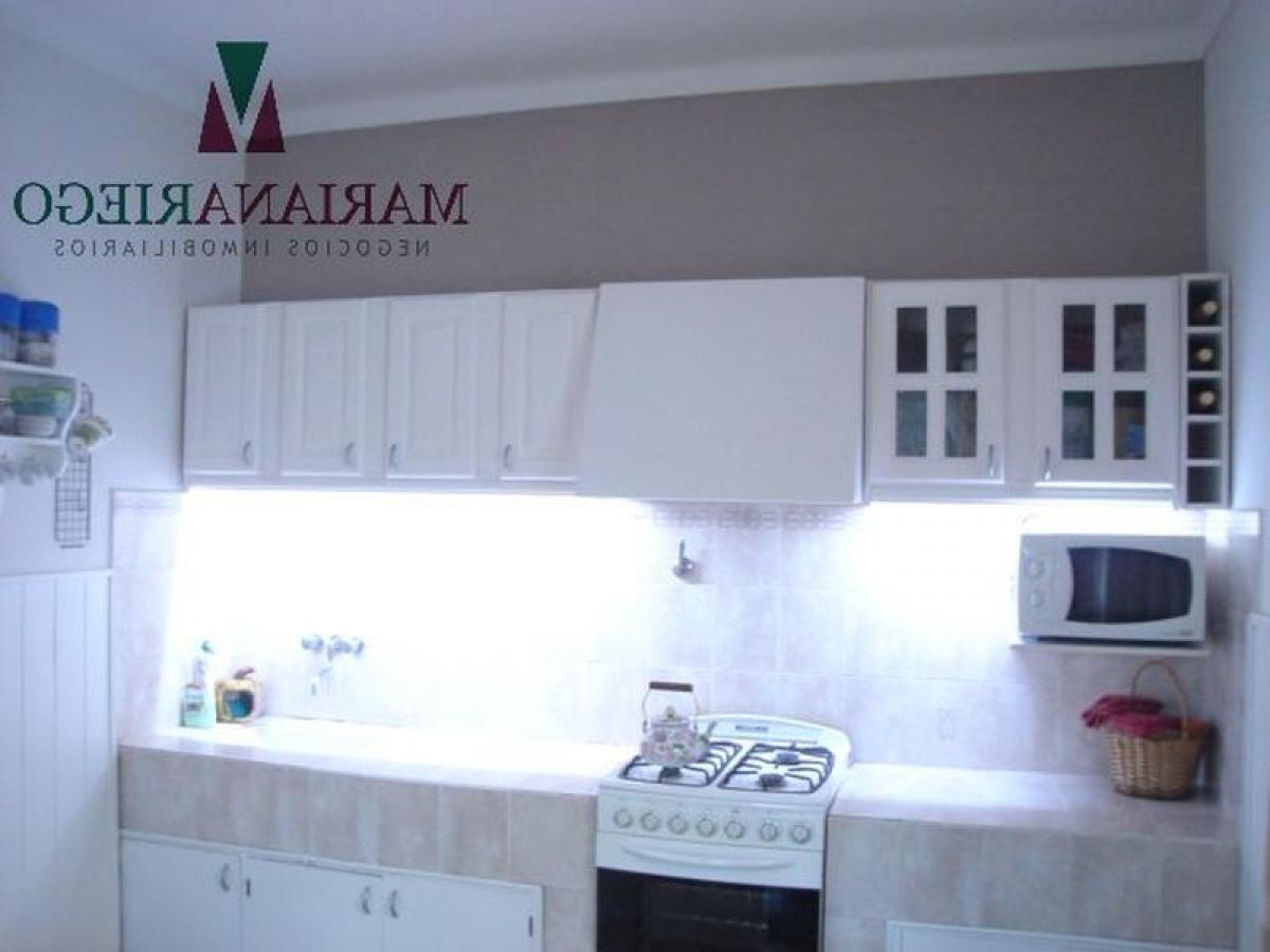 2 bedrooms House in Mar del Plata, Argentina No. 91177