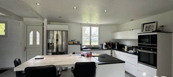 8 rooms House in Josselin, France No. 196138 3