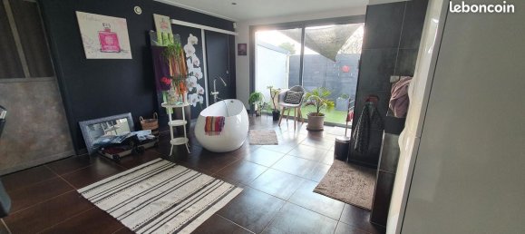 4 bedrooms House in Mettray, France No. 214469 7