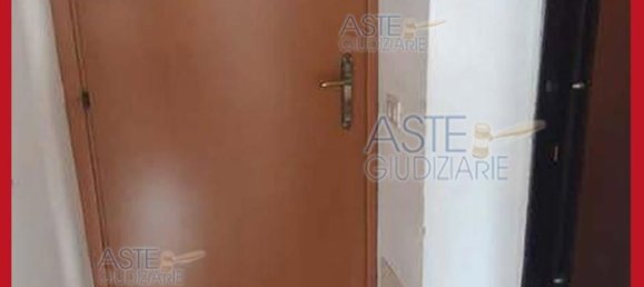 Apartamento de 5 dormitorios en Rome, Italy No. 330839 3