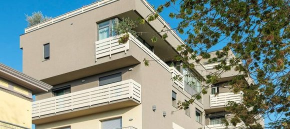 Penthouse T5 em Voghera, Italy N.º 5245 2