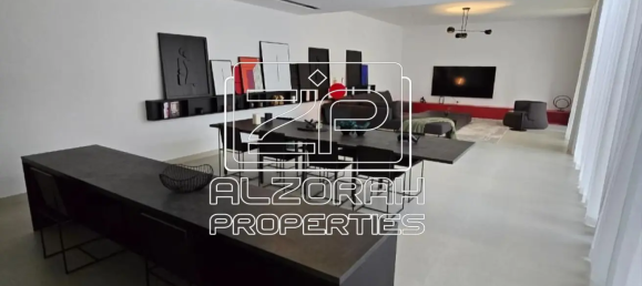 4 bedrooms Villa in Al Suyoh Suburb, UAE No. 20370 12