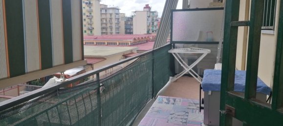 3 rooms Apartment in Naples, Italy No. 9979 4