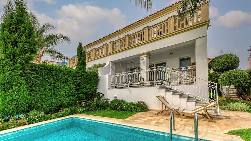 4 bedrooms Villa in Limassol, Cyprus No. 14792