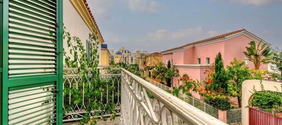 4 bedrooms Villa in Limassol, Cyprus No. 14792 6