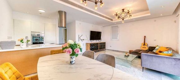 4 bedrooms Villa in Limassol, Cyprus No. 14792 4