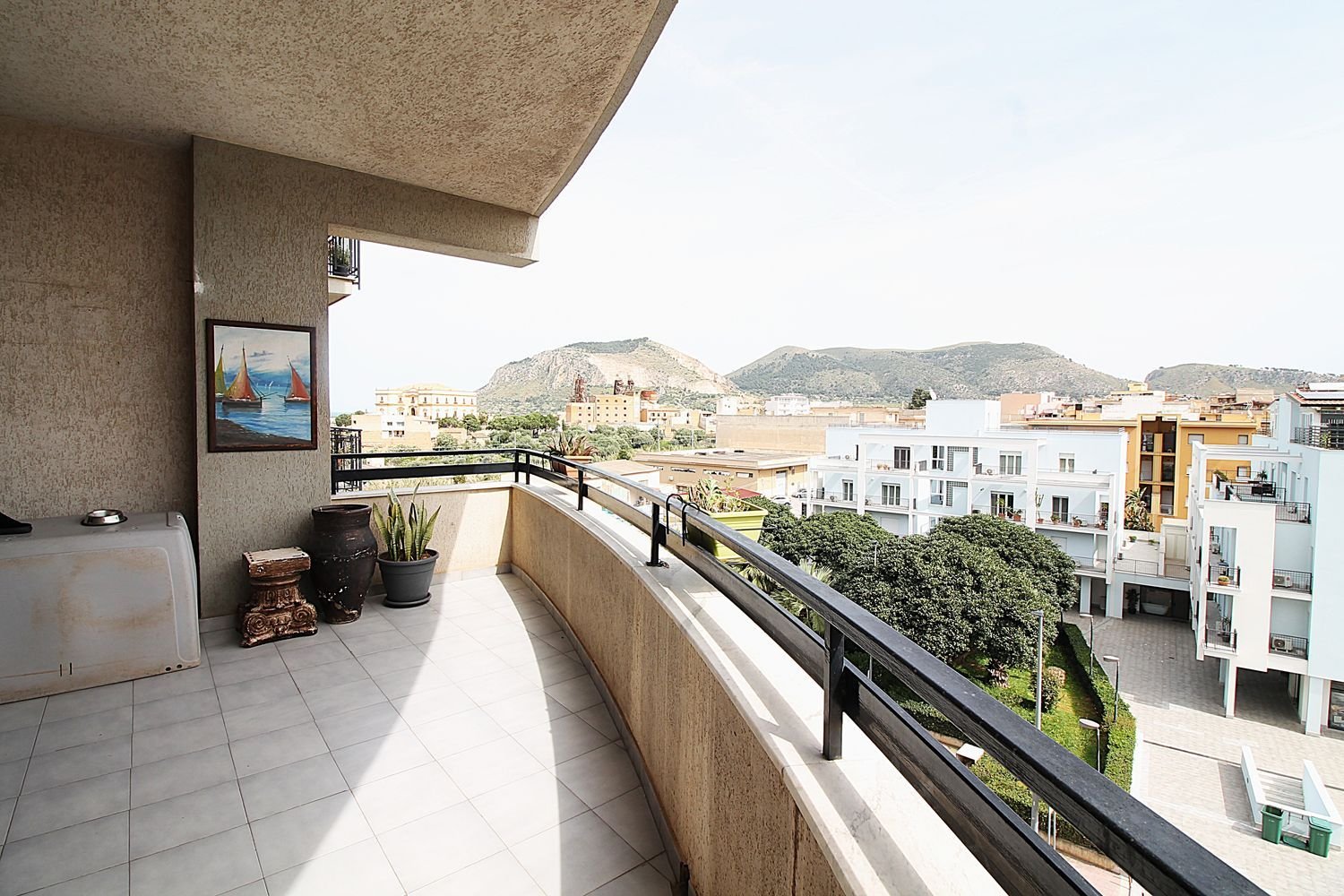 6-salle Appartement à Bagheria, Italy No. 157974