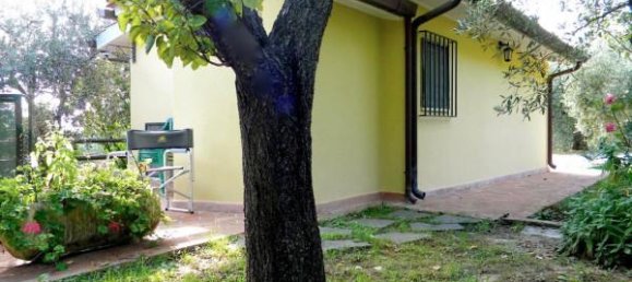 Casa de 2 habitaciónes en San Giuliano Terme, Italy No. 65628 2