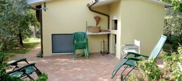 Casa de 2 habitaciónes en San Giuliano Terme, Italy No. 65628 8