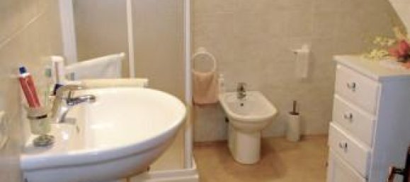 Casa de 2 habitaciónes en San Giuliano Terme, Italy No. 65628 17