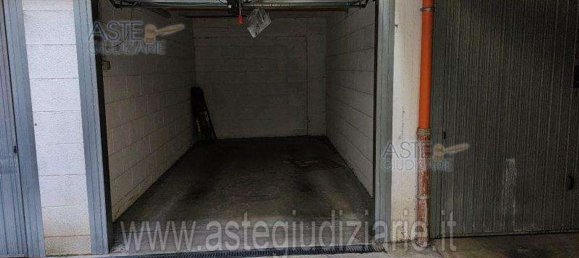 2 rooms Apartment in Rome, Italy No. 30803 19