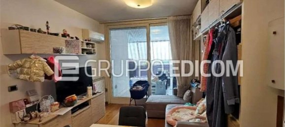 2 rooms Apartment in Rome, Italy No. 30803 5