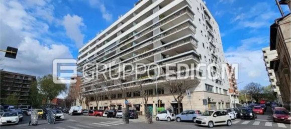 2 rooms Apartment in Rome, Italy No. 30803 33