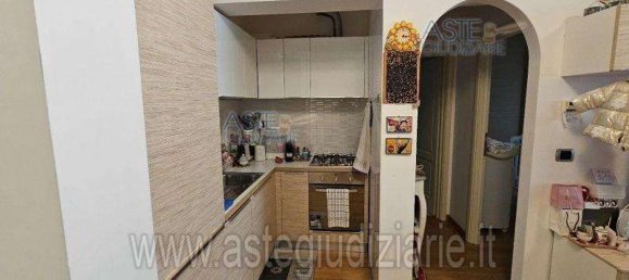2 rooms Apartment in Rome, Italy No. 30803 21