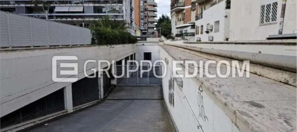 2 rooms Apartment in Rome, Italy No. 30803 10