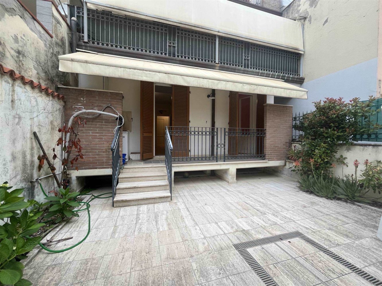 2 bedrooms House in Viareggio, Italy No. 350643