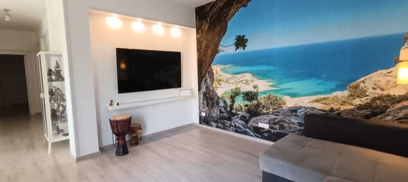 4 bedrooms Apartment in Livorno, Italy No. 351470 8