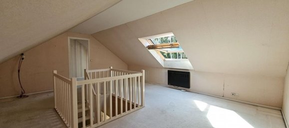 5 bedrooms Villa in Chambourcy, France No. 177943 7