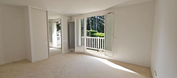 5 bedrooms Villa in Chambourcy, France No. 177943 3