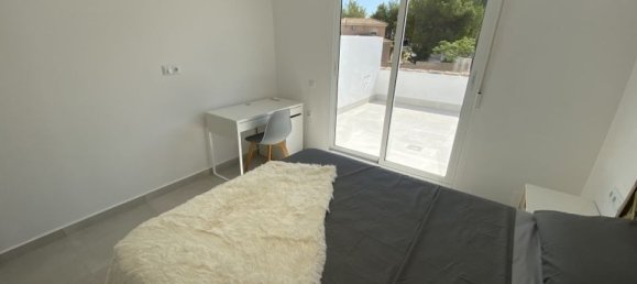 2 bedrooms Townhouse in Alicante, Spain No. 186428 4