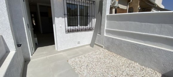 2 bedrooms Townhouse in Alicante, Spain No. 186428 19