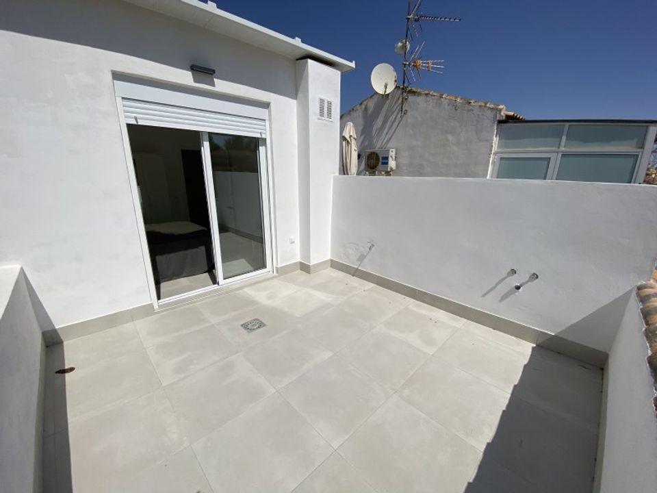 2 bedrooms Townhouse in Alicante, Spain No. 186428