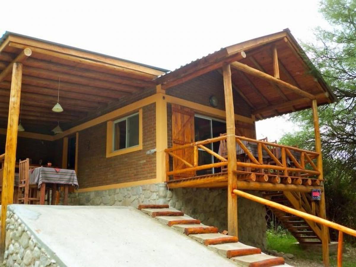 200m² Commercial property in Cordoba, Argentina No. 24085