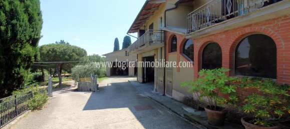 11 rooms House in Chiusi, Italy No. 161253 13