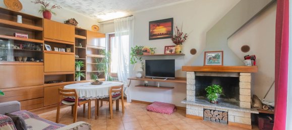 3 bedrooms Apartment in Mezzago, Italy No. 364342 10