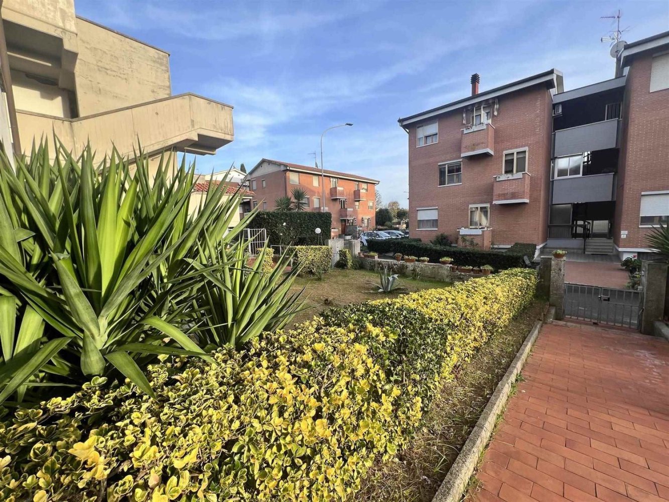 3 rooms Apartment in Collesalvetti, Italy No. 221770