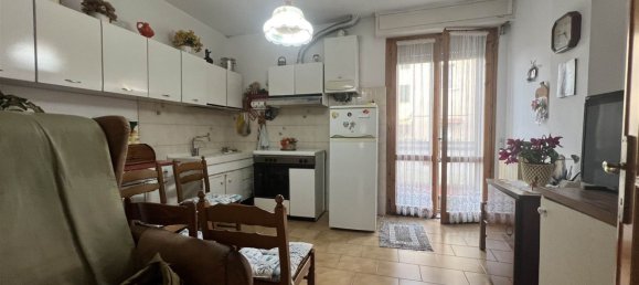 3 rooms Apartment in Collesalvetti, Italy No. 221770 35