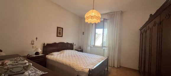 3 rooms Apartment in Collesalvetti, Italy No. 221770 24